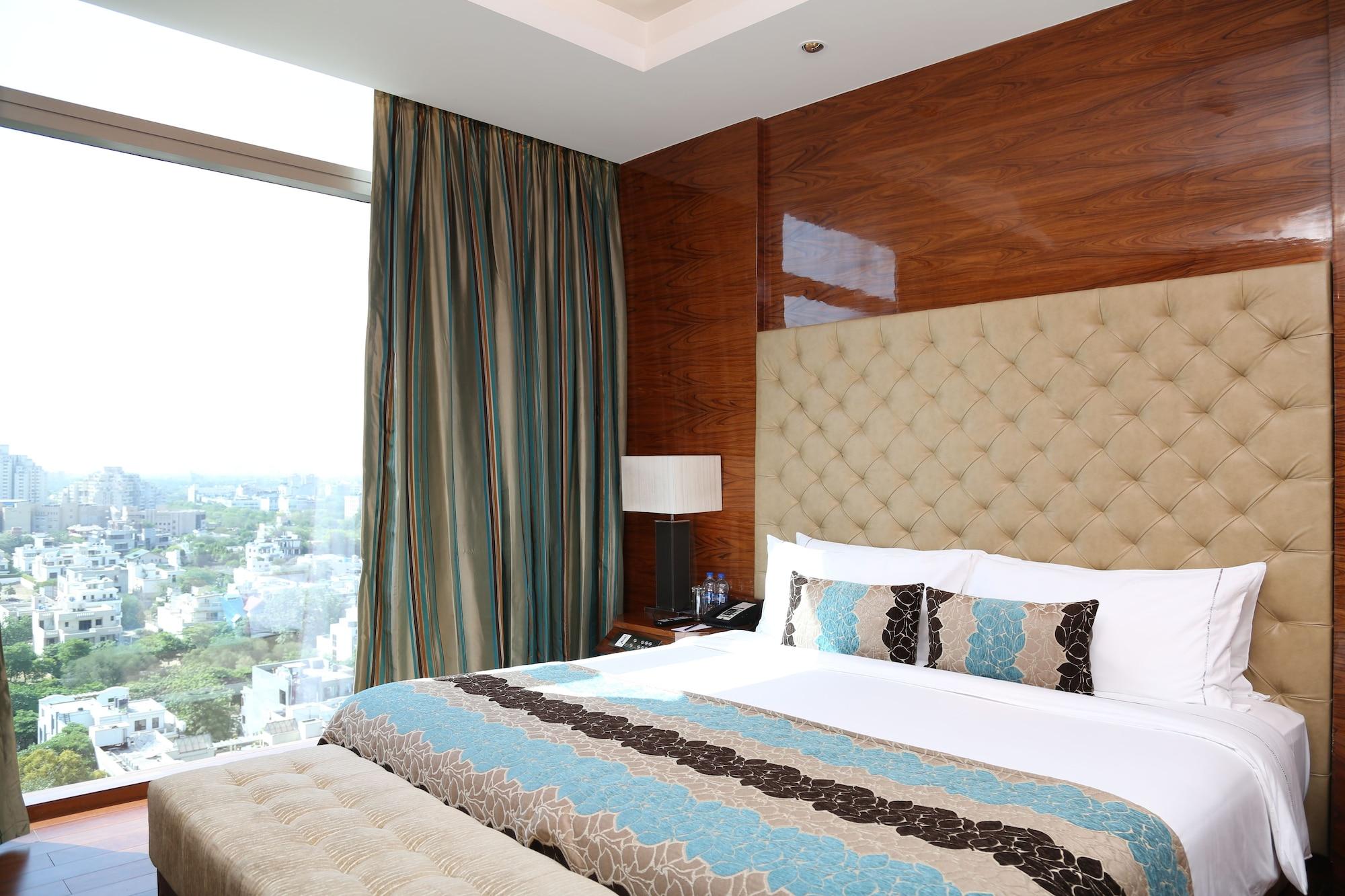 Taj Centre Gurugram Hotel