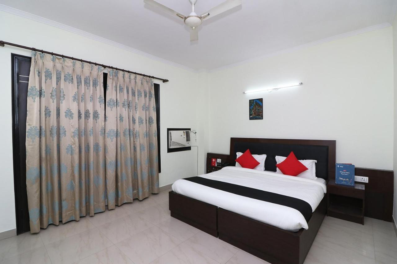 Capital O 19344 Tree Residency 3* Gurgaon