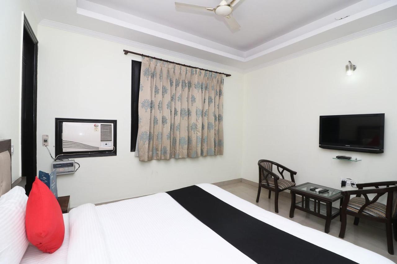 Hotel Capital O 19344 Tree Residency 3*