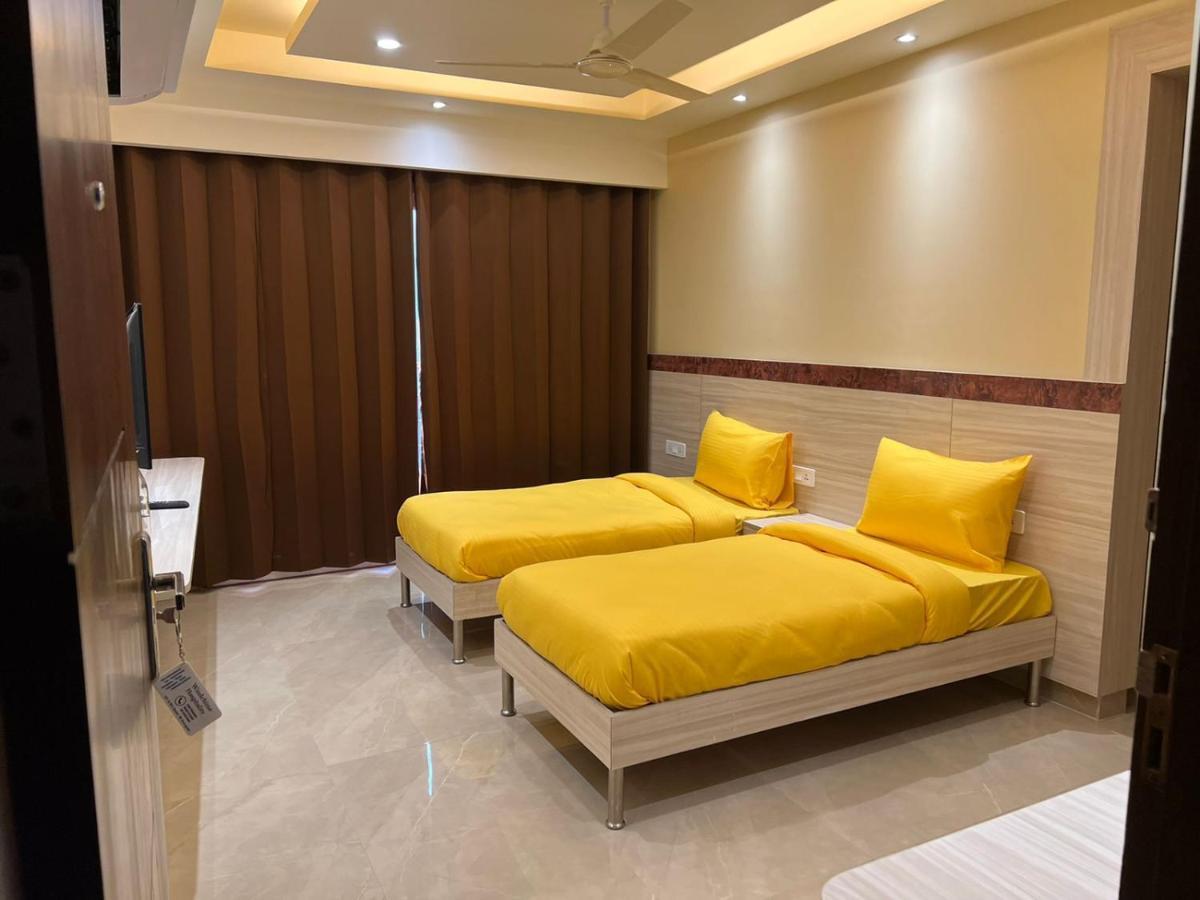 Windchime 853 Guest house Gurgaon