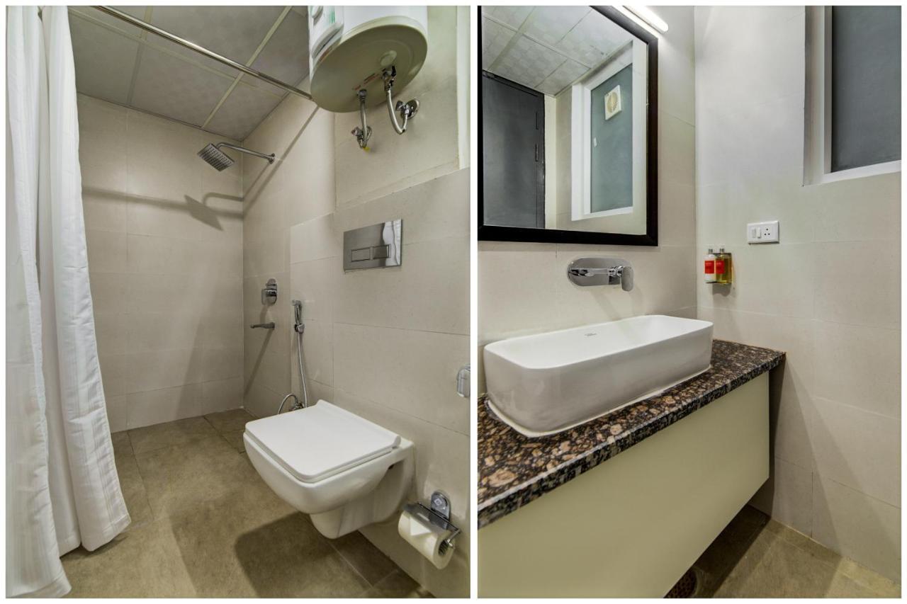 Super Oyo Townhouse 1251 Luxury Hotel 4*