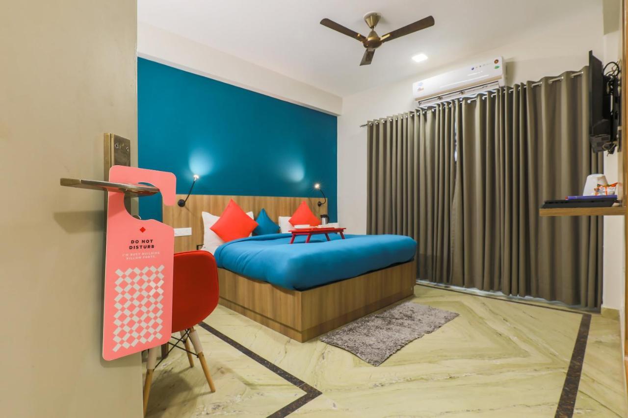Hotel Capital O Seasons Near Omaxe Celebration Mall Gurgaon