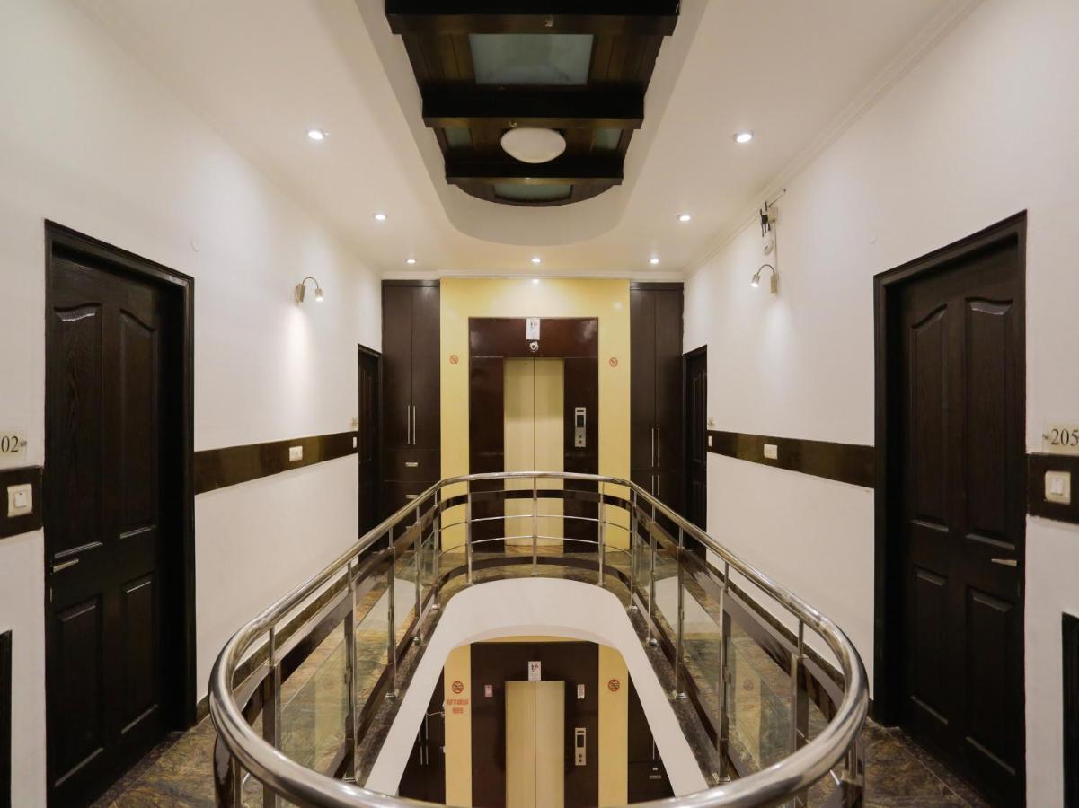 Oyo Townhouse 823 Leaf 3*