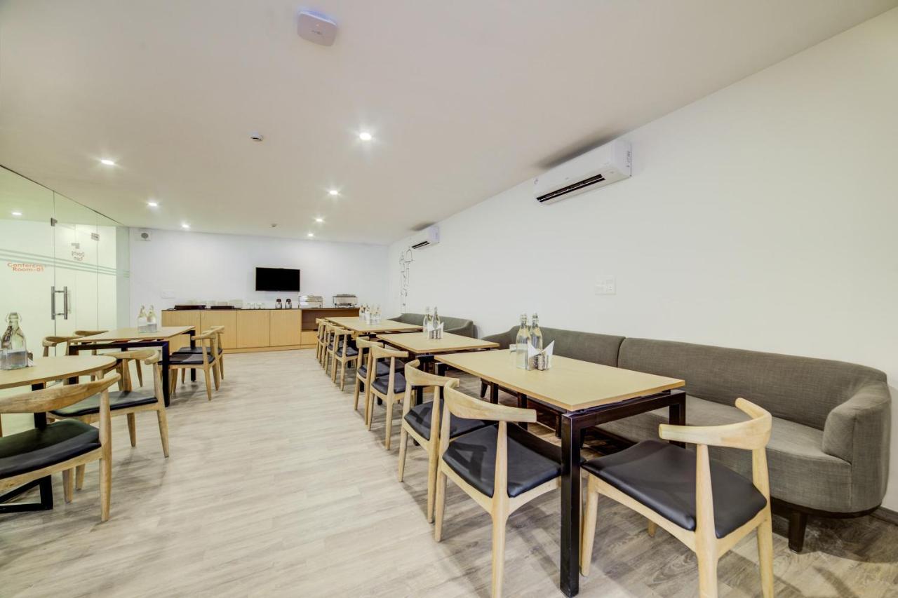 Hotel Super Oyo Townhouse 1251 Luxury