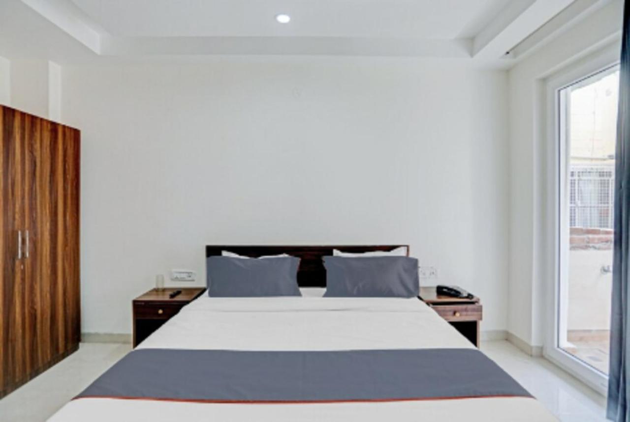 Collection 4* Gurgaon