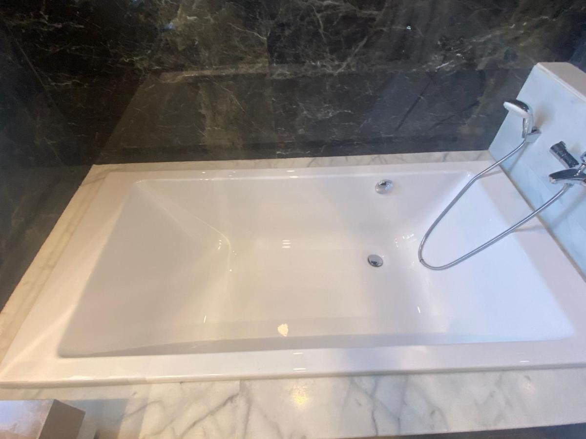 Hotel Comfort Dhaliwals, Gurgaon