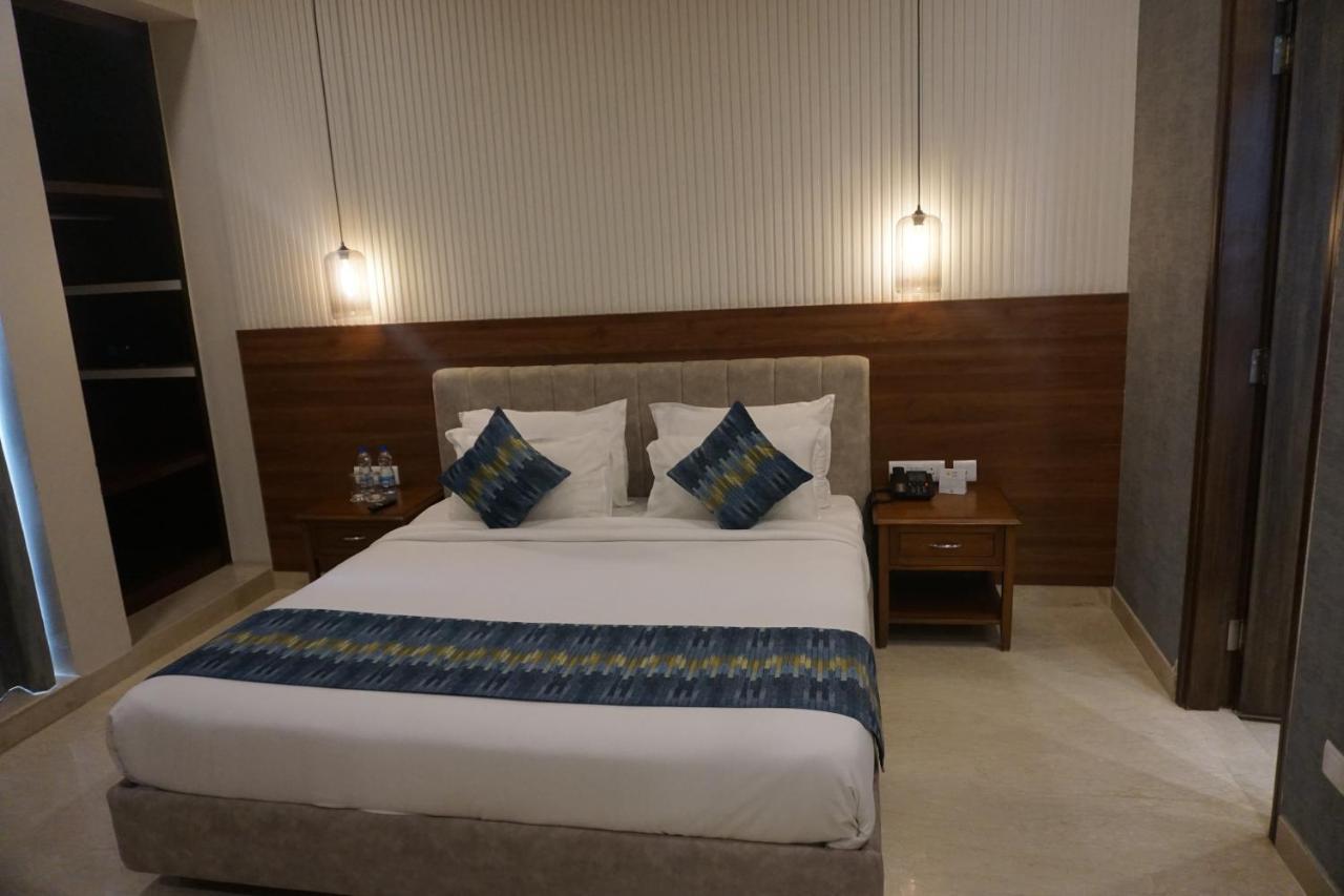 Comfort Dhaliwals, Hotel 3*