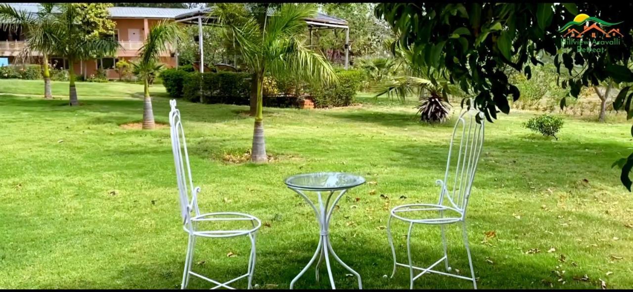 Farm stay Aravali Hill View Estate *