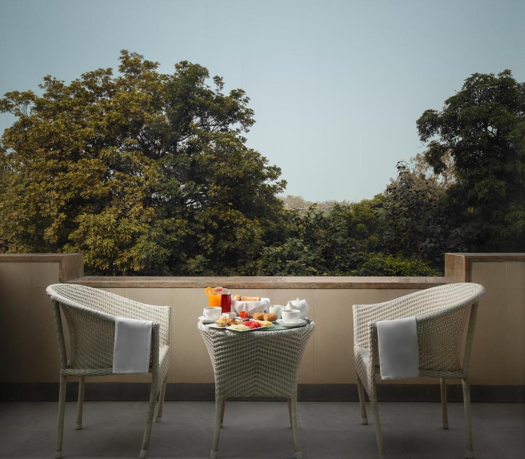 Golden Tulip Centre Hotel Gurgaon