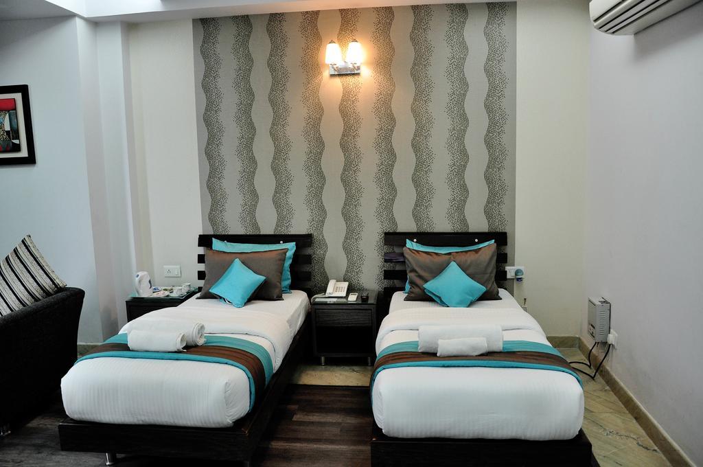 Bed & Breakfast The Executive 2*