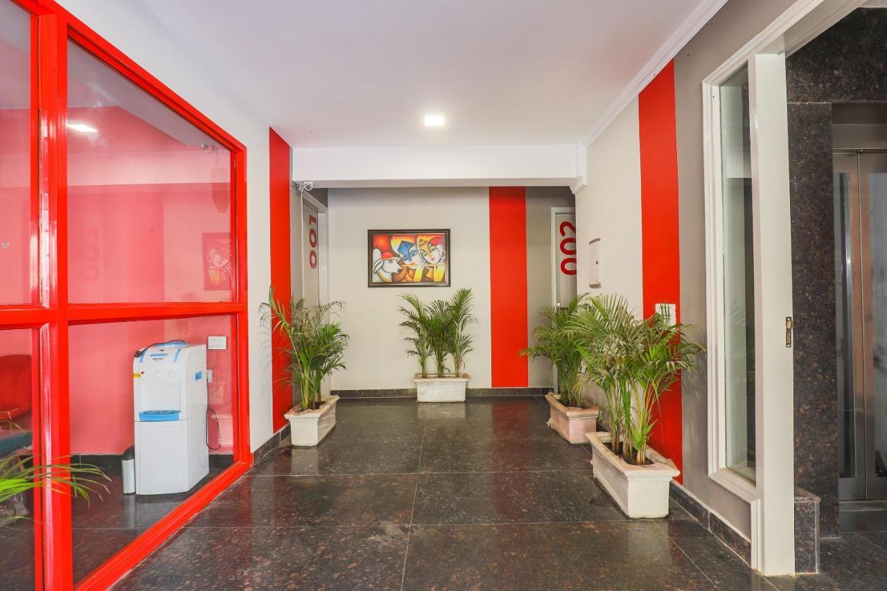 Capital O Seasons Near Omaxe Celebration Mall Hotel 3*