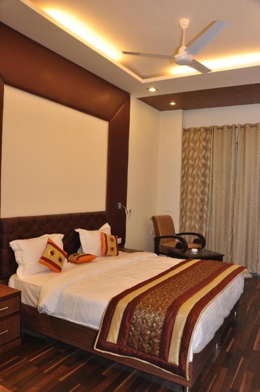 Imperial Pacific Hotel 3*