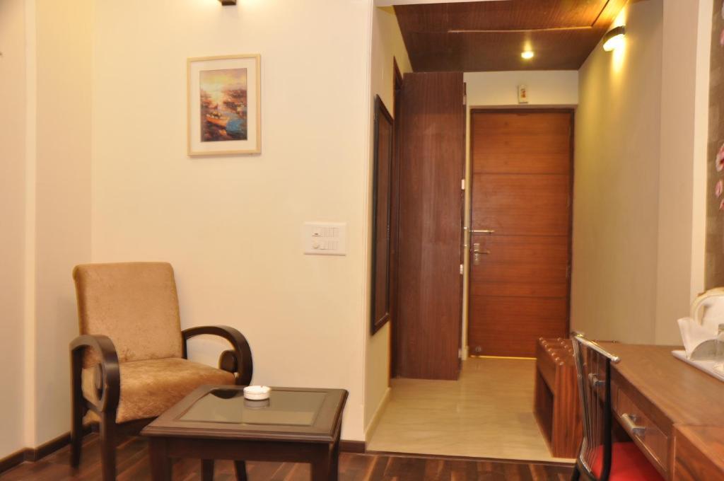 Imperial Pacific Hotel 3*