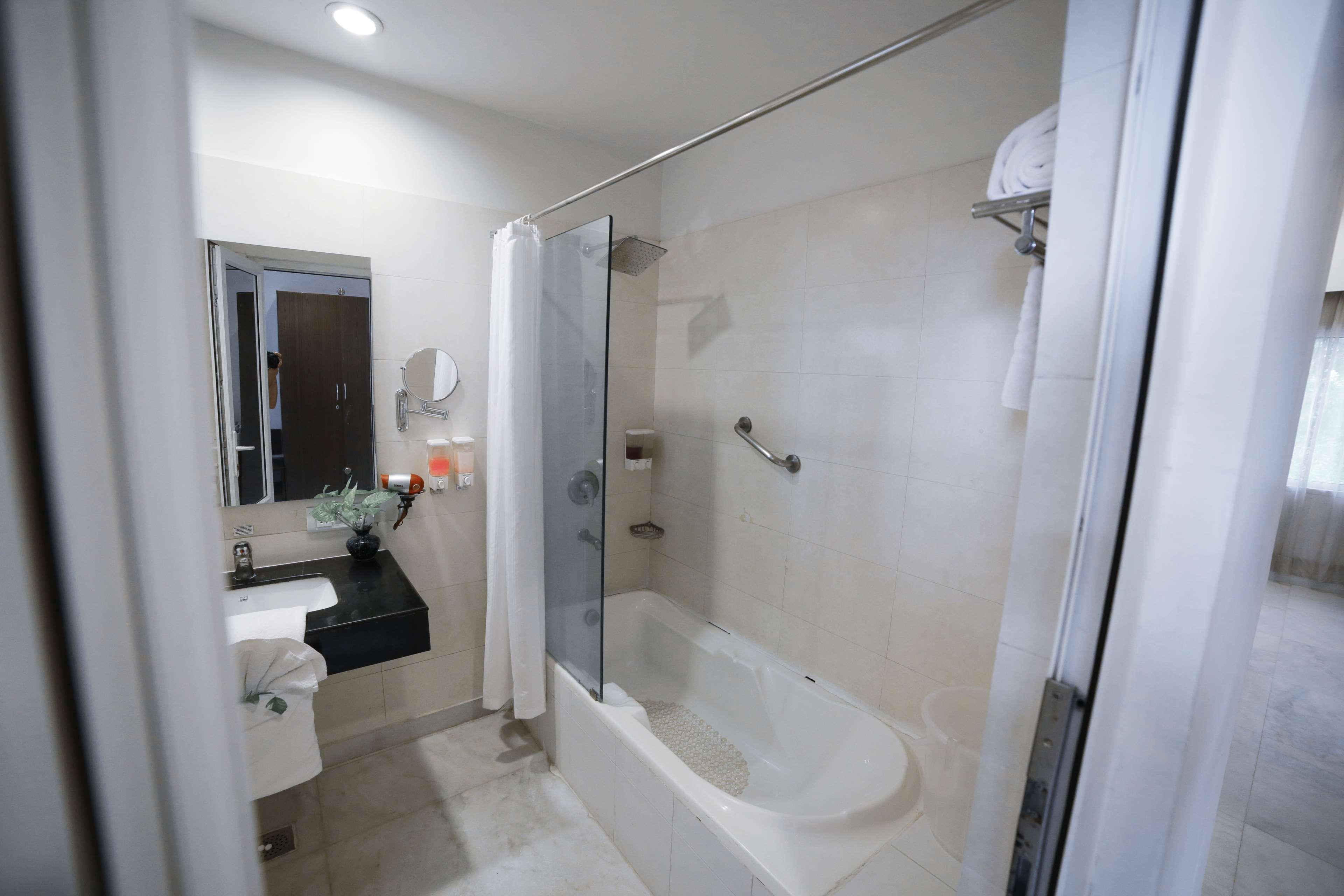 Western Country Club Resort Gurgaon