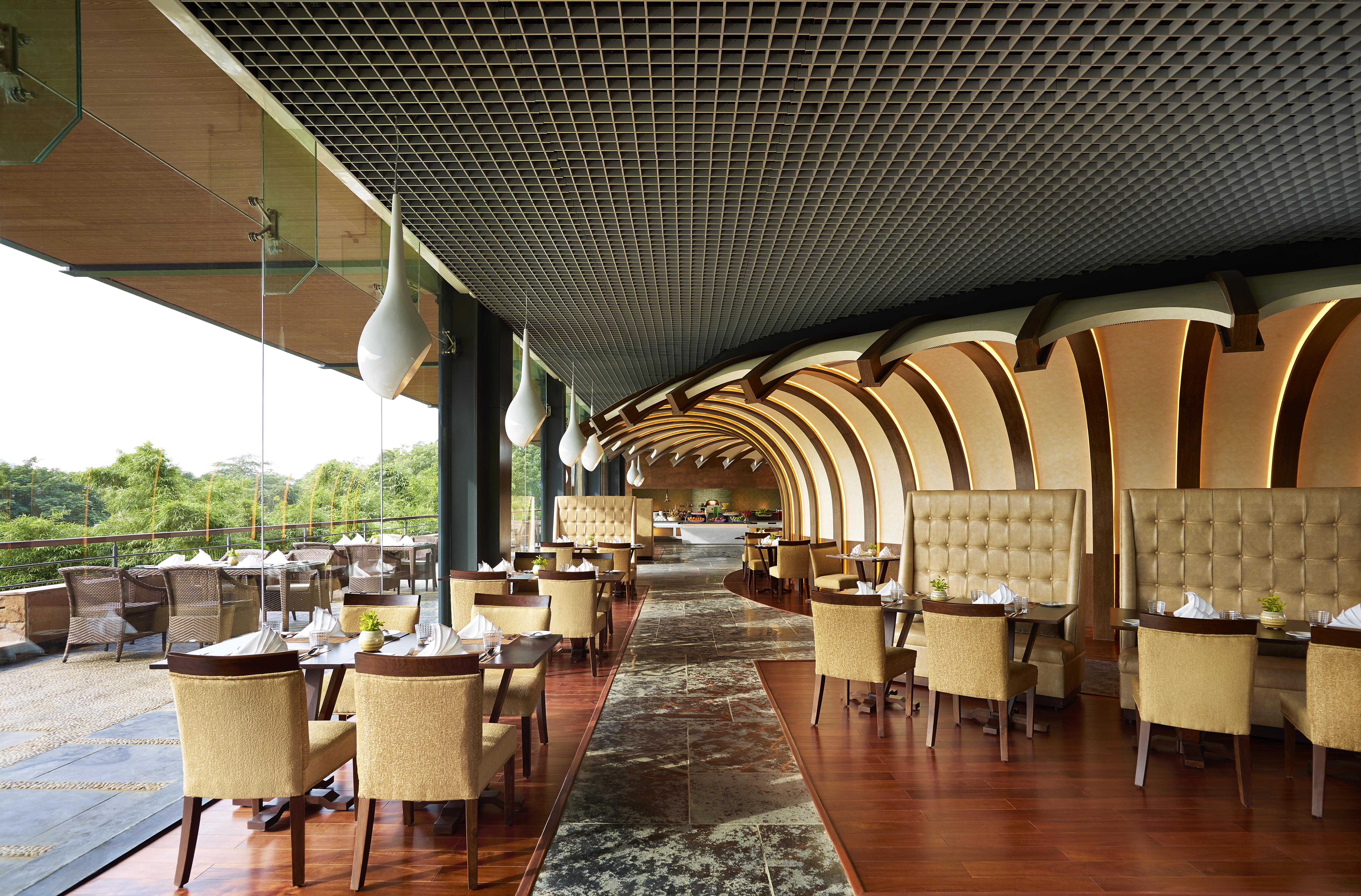 Taj Damdama & Spa, Gurugram 5*