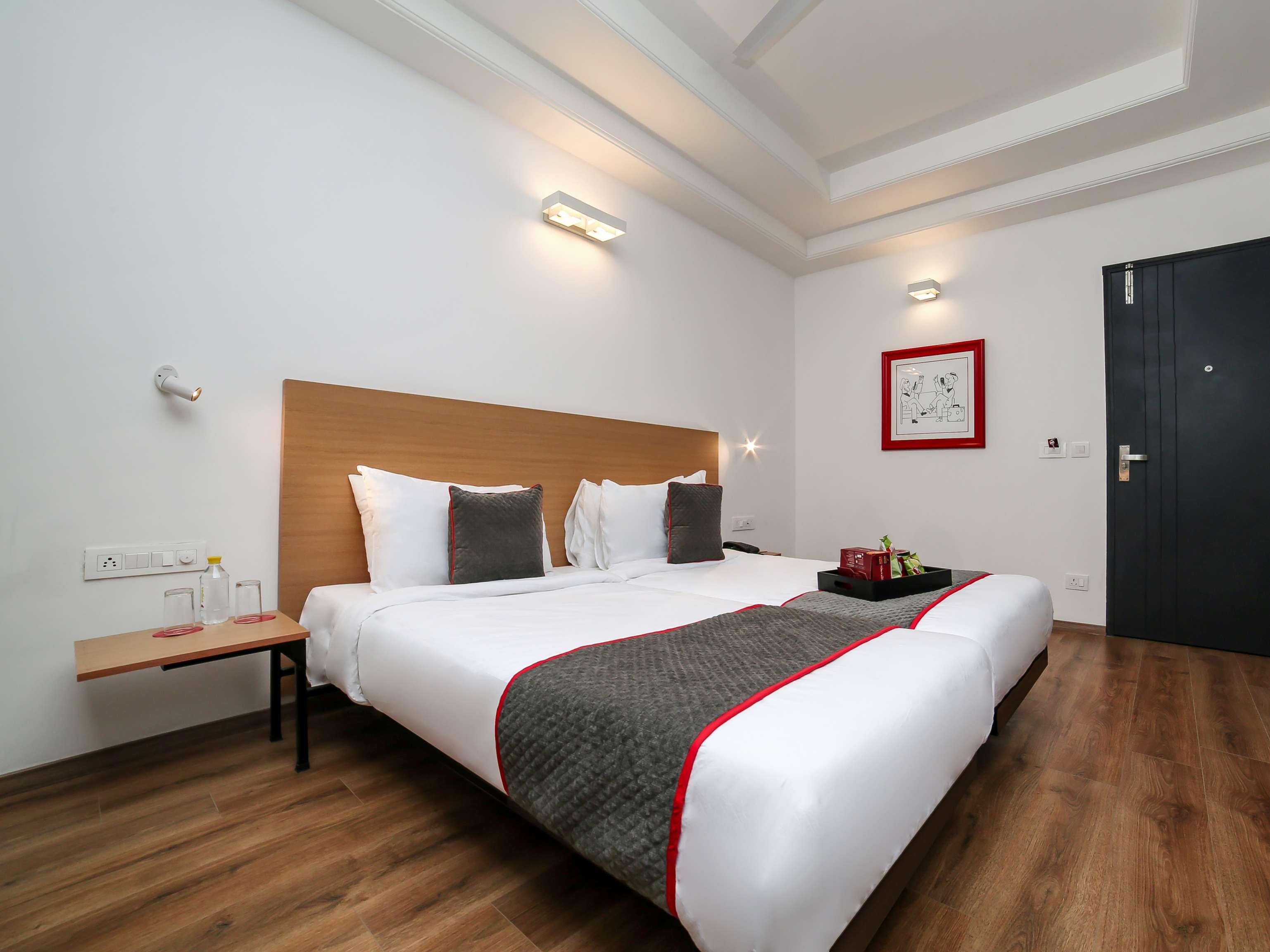 Collection O Townhouse 069 Hotel Gurgaon