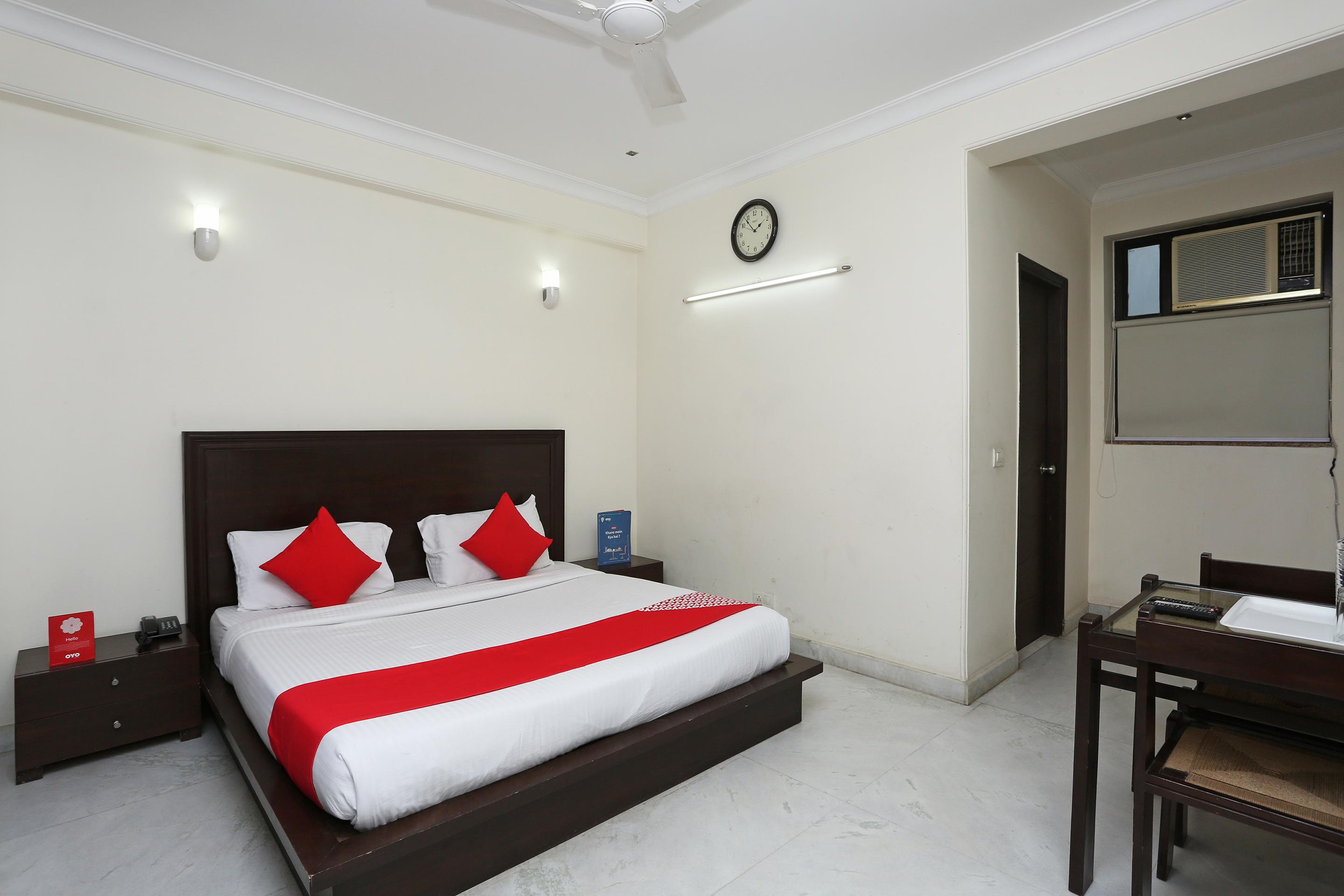 Oyo 15822 Ryan Residency Hotel Gurgaon