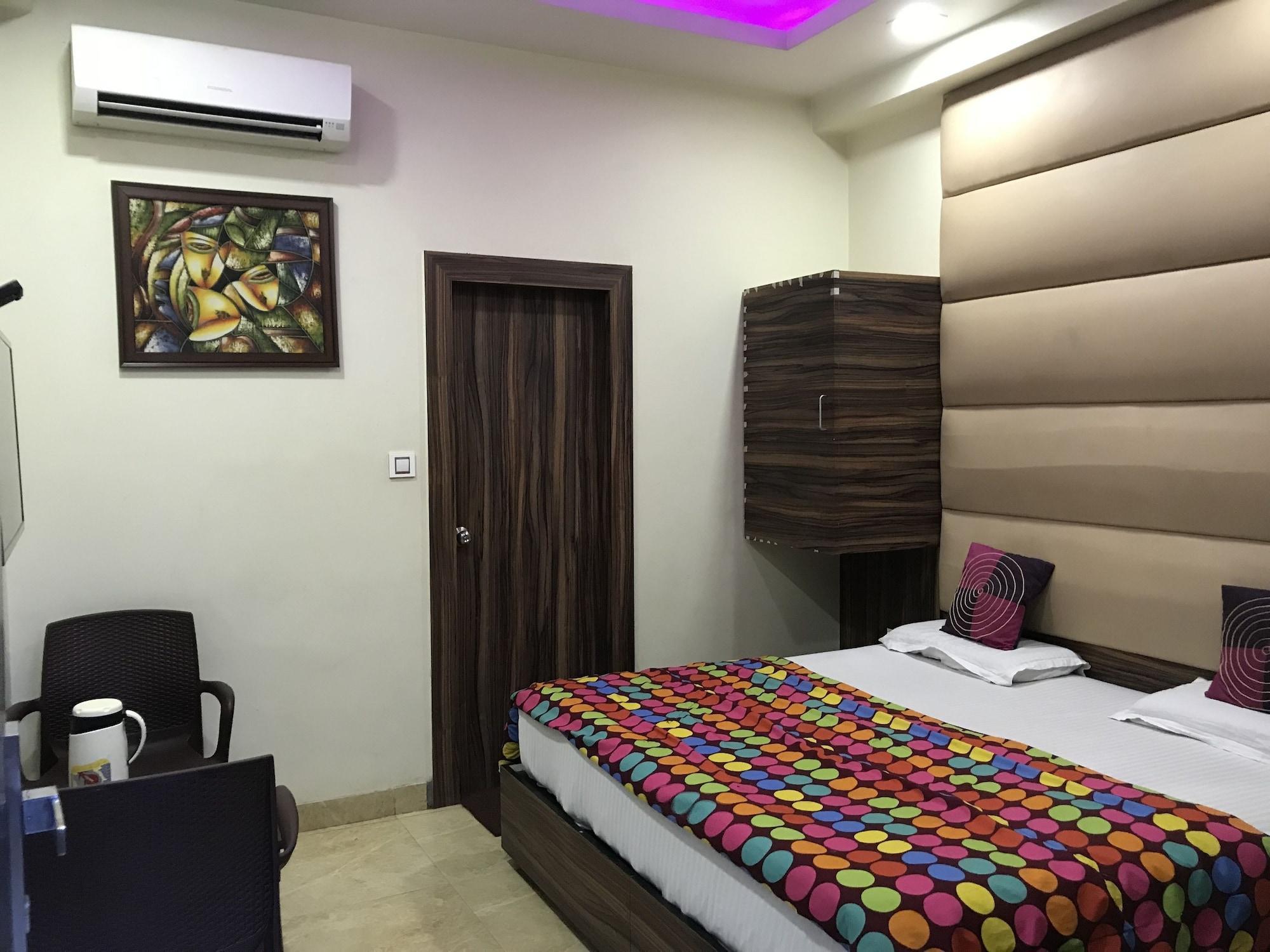 O Samrat Hotel 3*