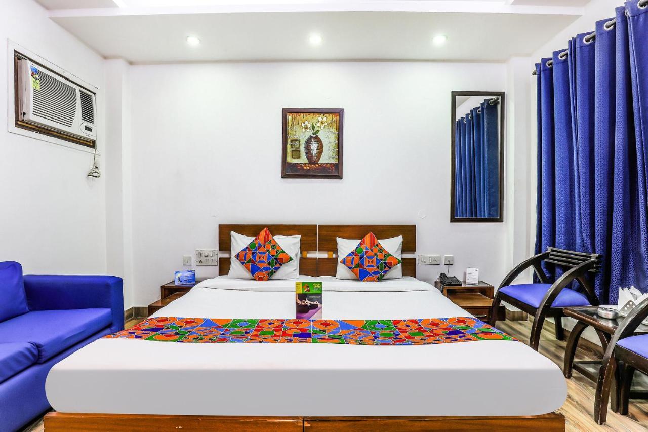 Hotel Fabhotel The Residency Dlf Galleria 3*