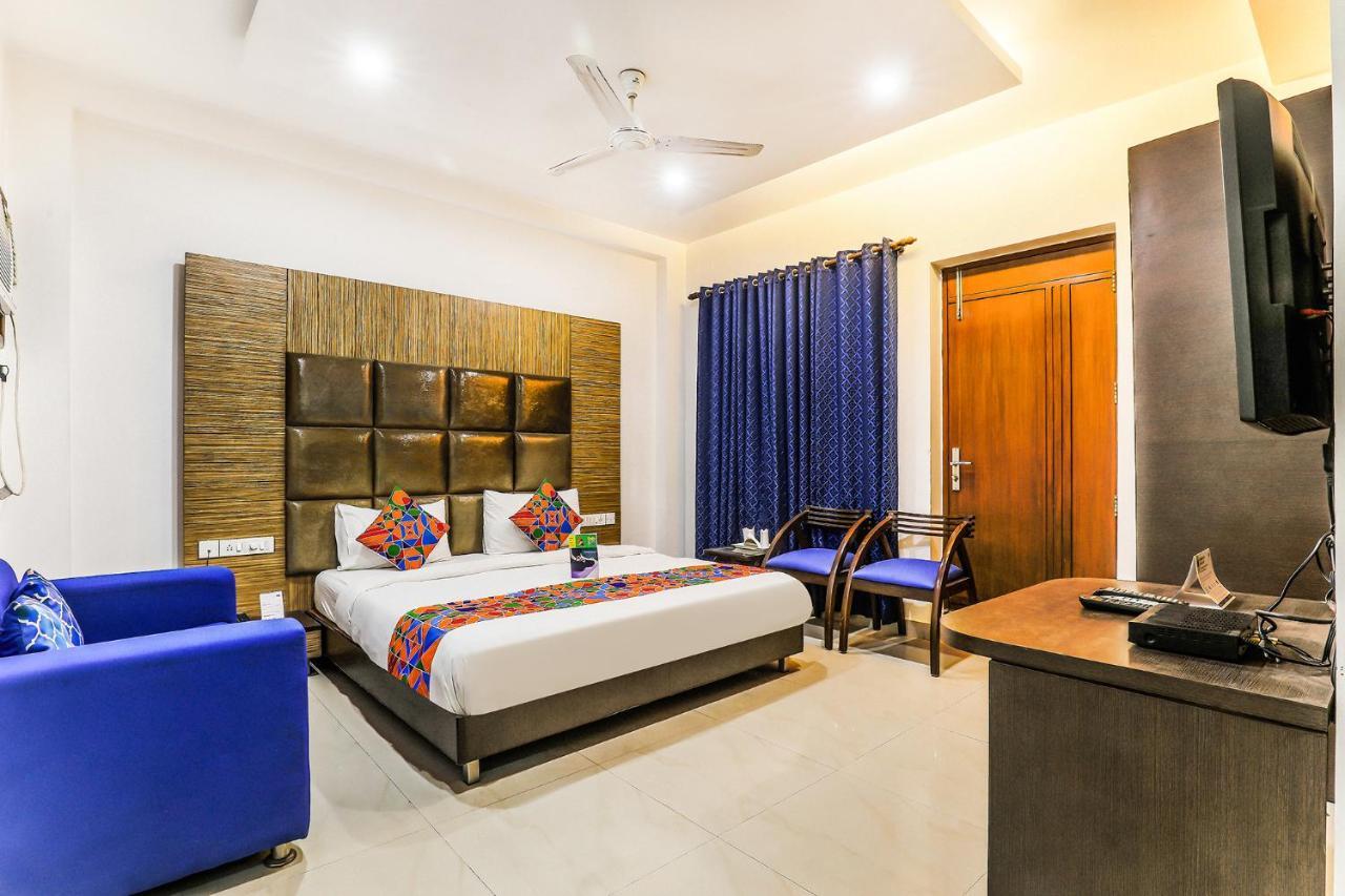 Fabhotel The Residency Dlf Galleria