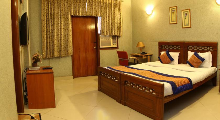 Oyo Premium Dlf Plaza 3* Gurgaon