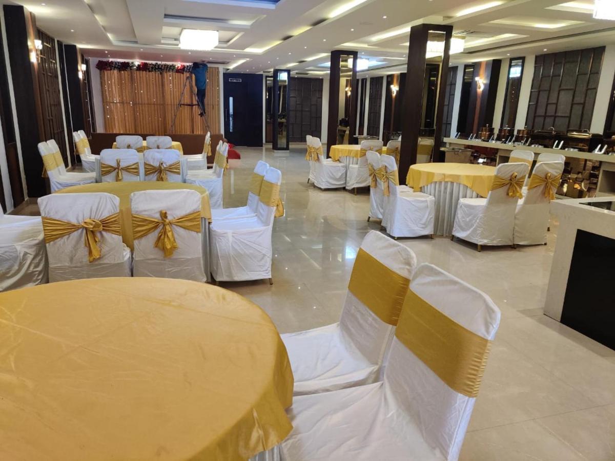 Hotel Paras 3*