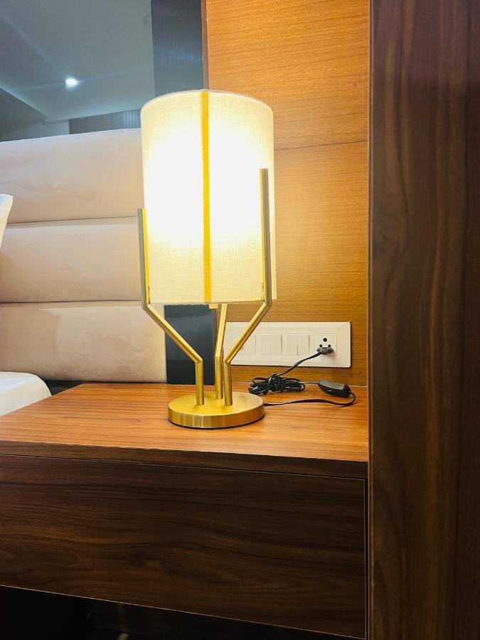 Hotel Paras Gurgaon