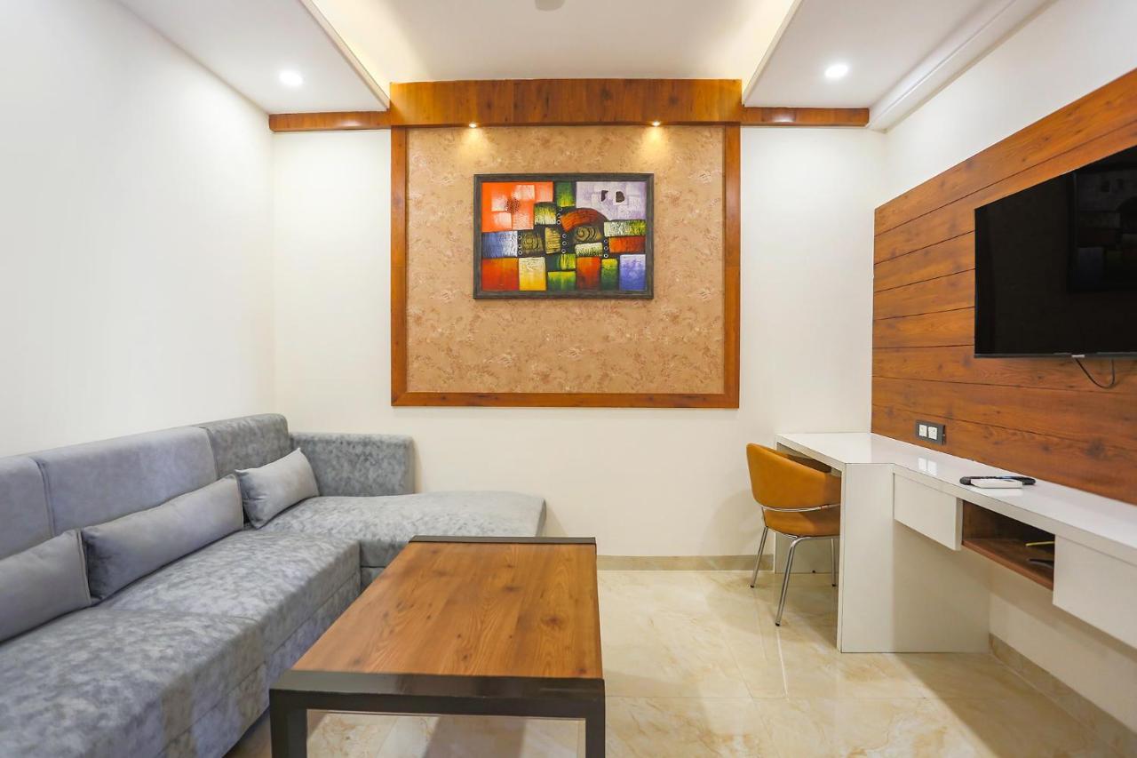 Fabhotel Golf Golf Course Road Gurgaon