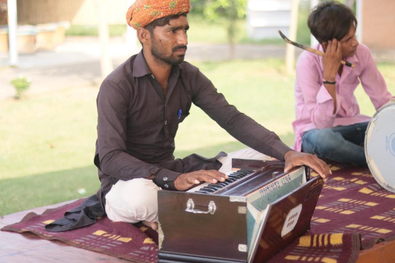 Farm stay Madhavgarh Farm & *