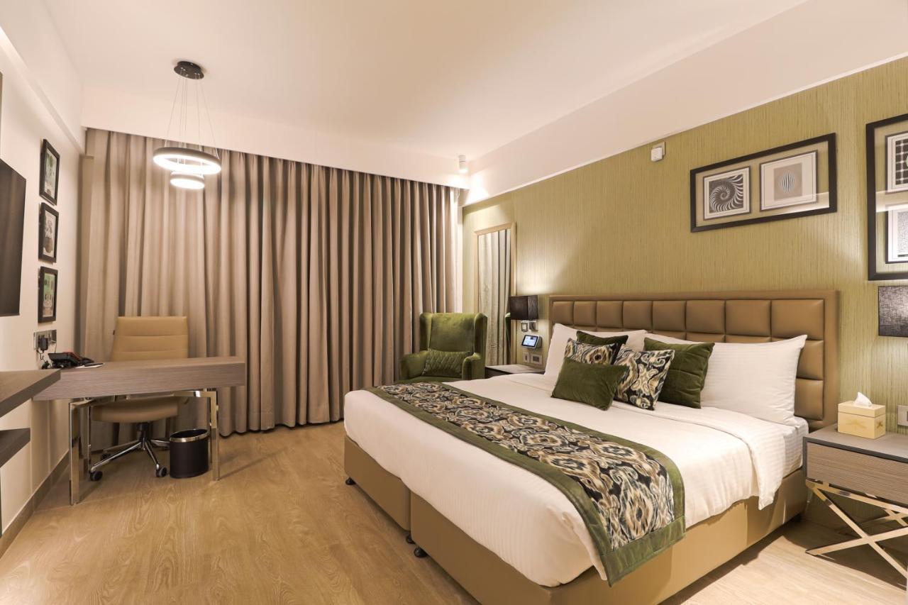 Air By Ahuja Residences Hotel 4*