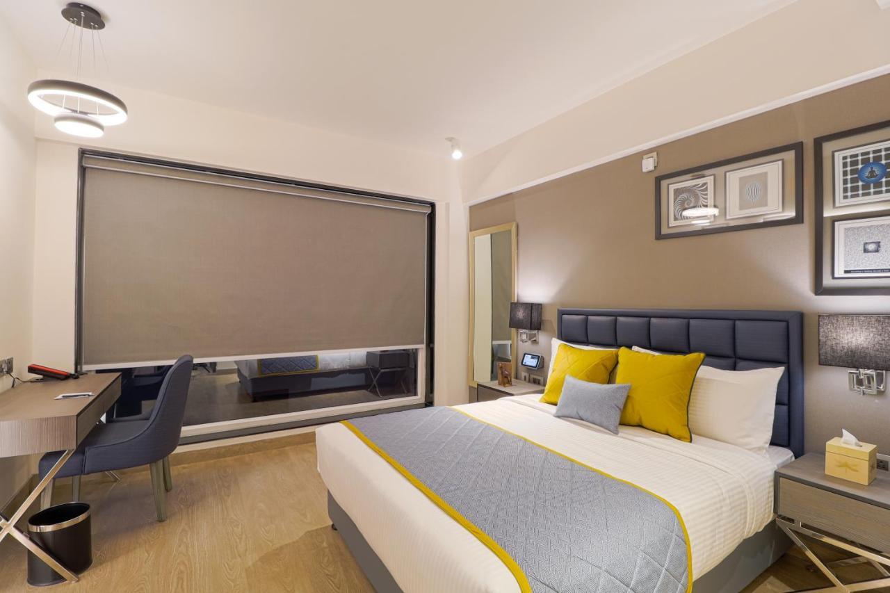 Air By Ahuja Residences 4*