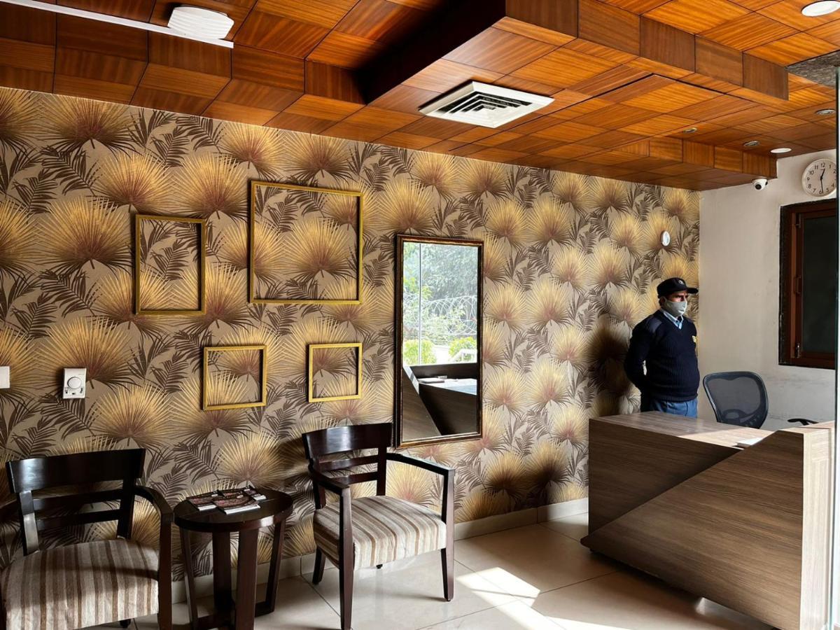 Yuhi 3* Gurgaon