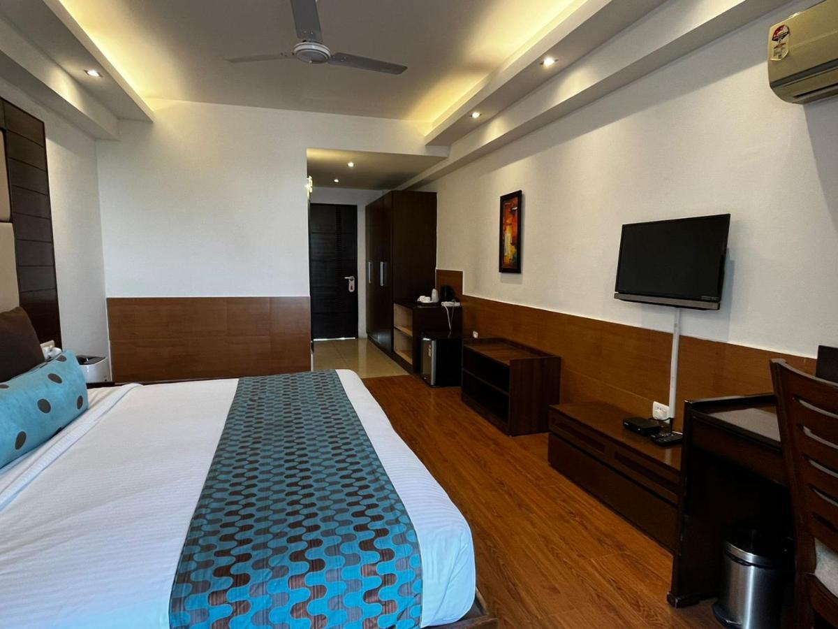 Yuhi Hotel Gurgaon