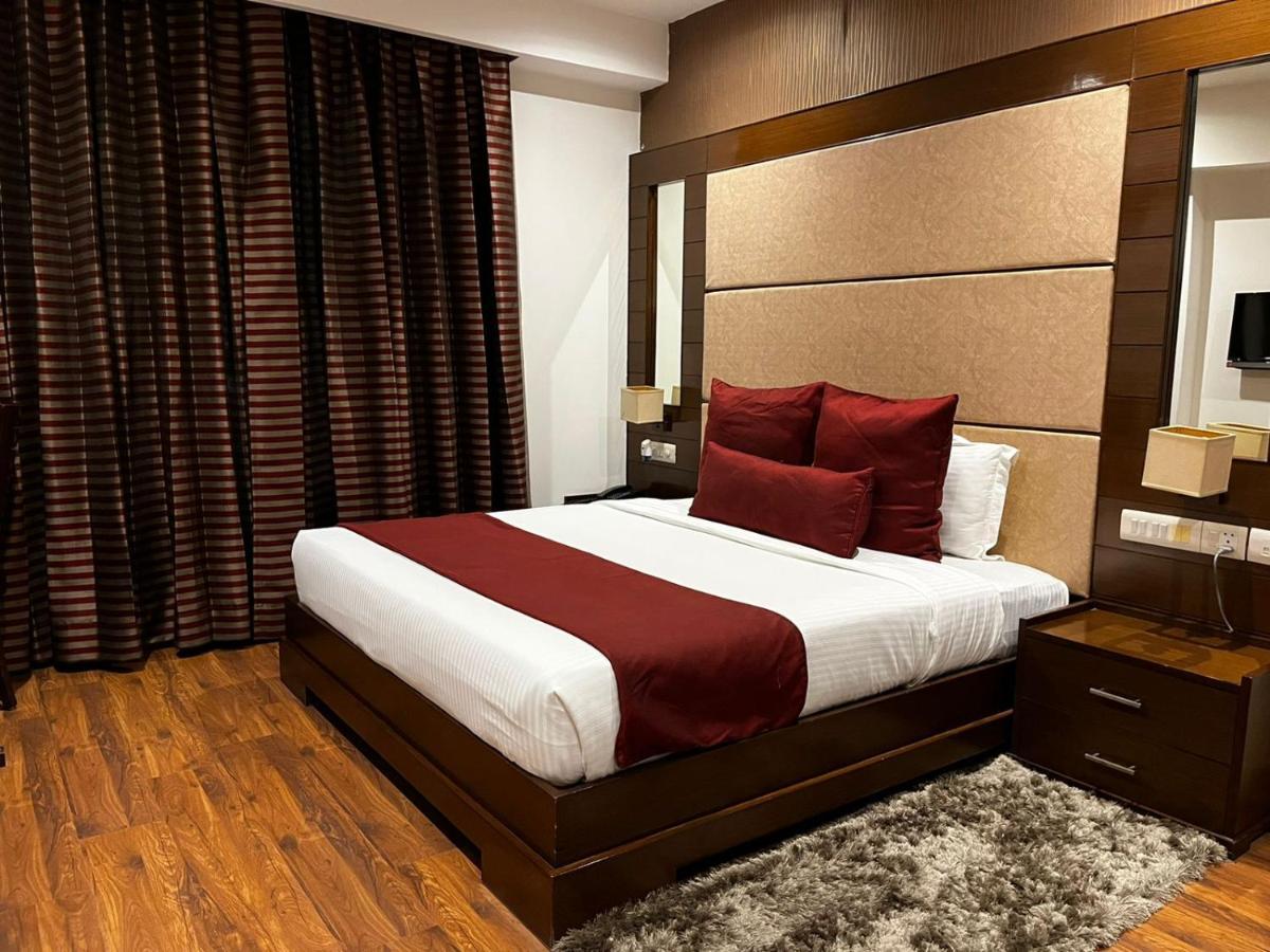 Yuhi Hotel Gurgaon