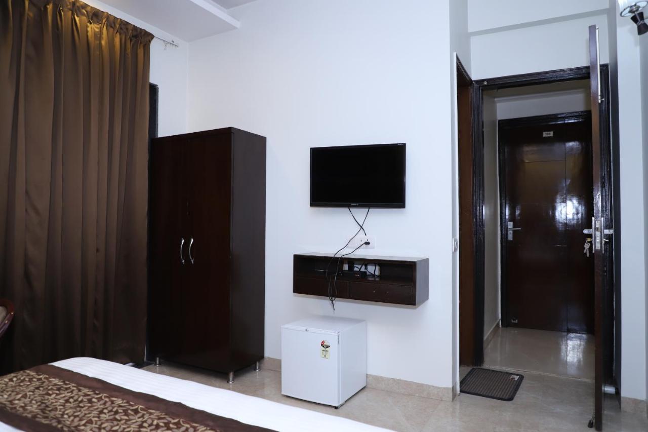 Nirvana Hotel 3*
