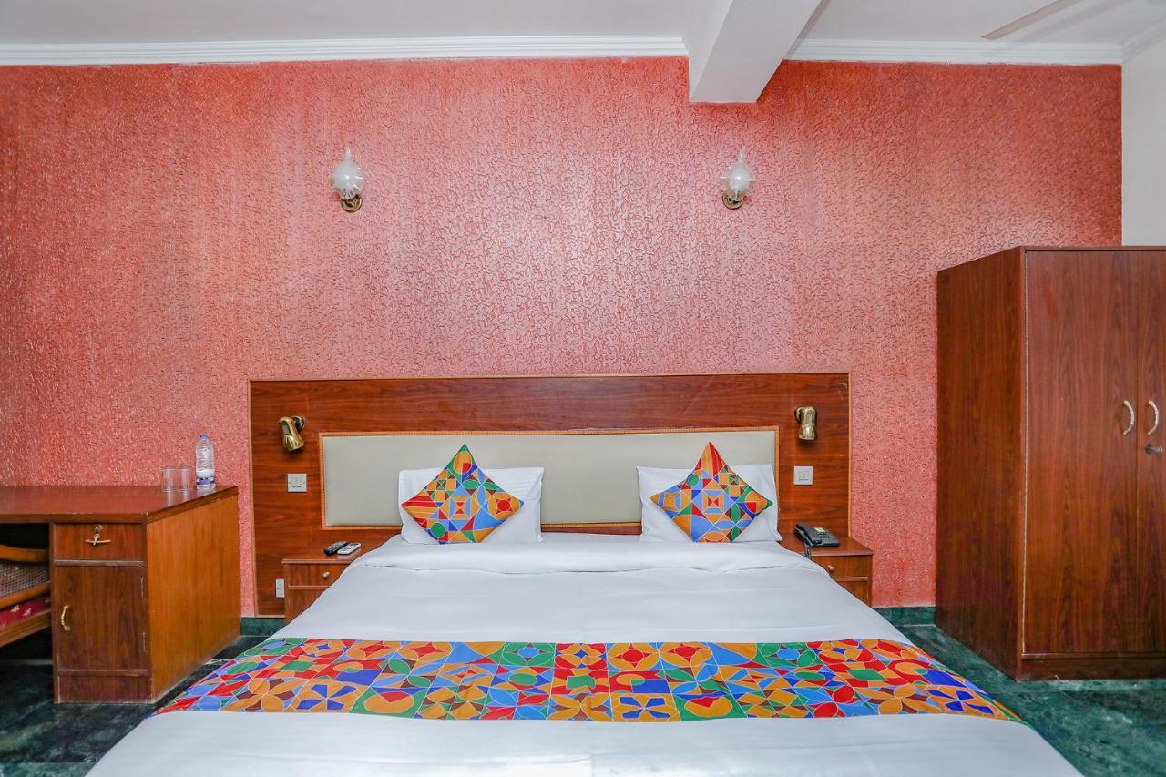 Hotel Fabexpress Primero I Gurgaon
