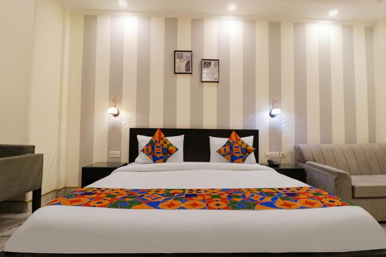 Hotel Fabhotel Rr Residency Gurgaon