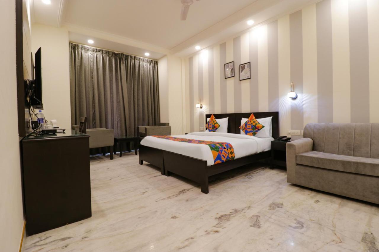 Fabhotel Rr Residency Gurgaon