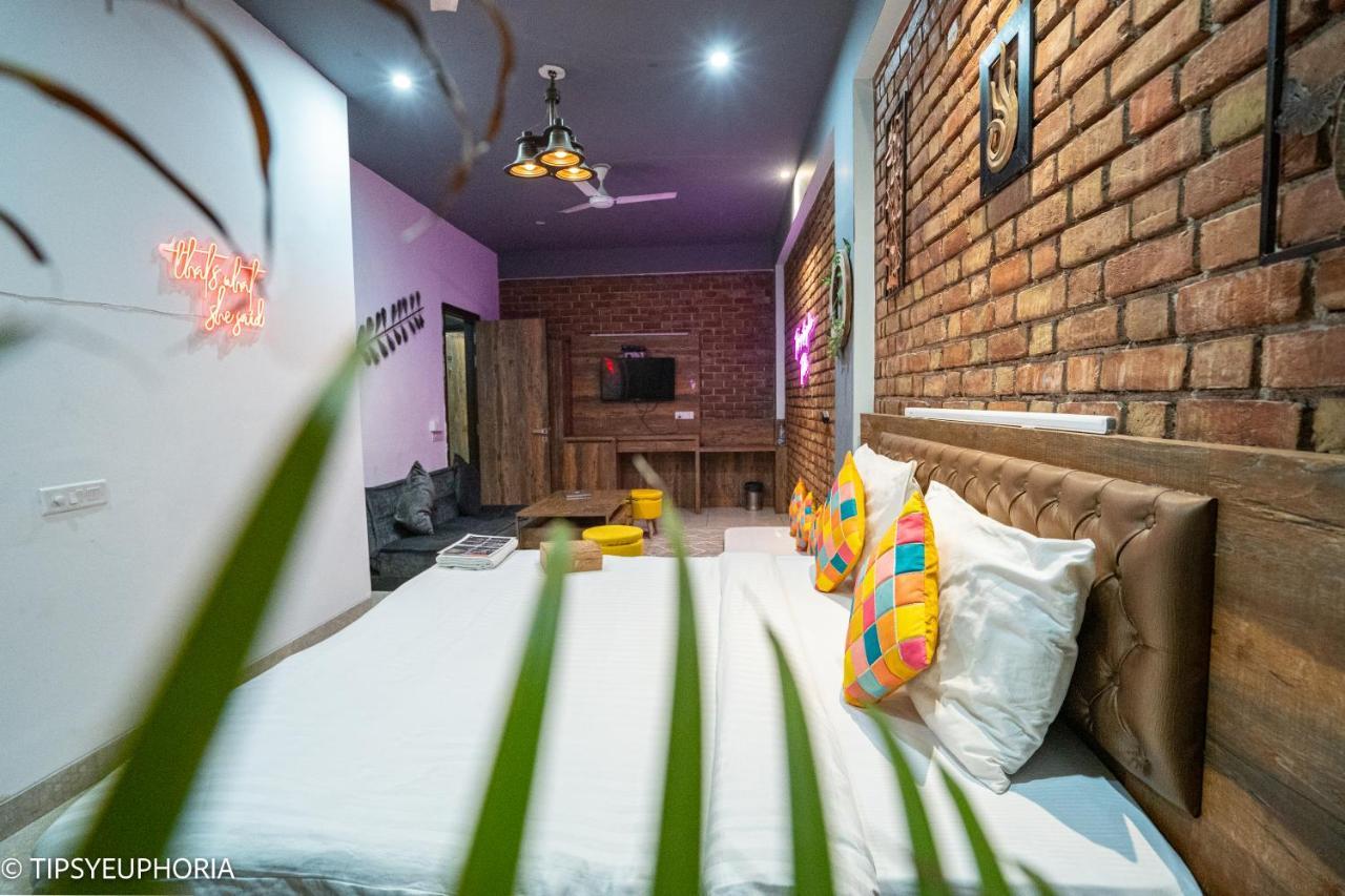Tipsyeuphoria Bed & Breakfast