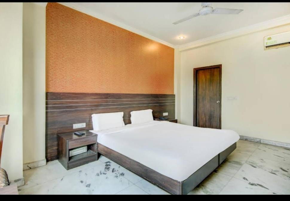Platinum Sqs Key Guest house 4*
