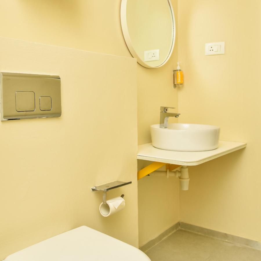 Hotel Bloom - Golf Course Road 3*