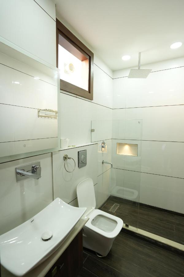 The Desire Cyberhub * Gurgaon