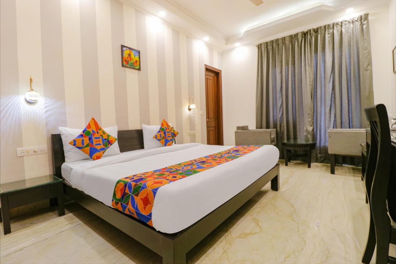 Hotel Fabhotel Rr Residency Gurgaon