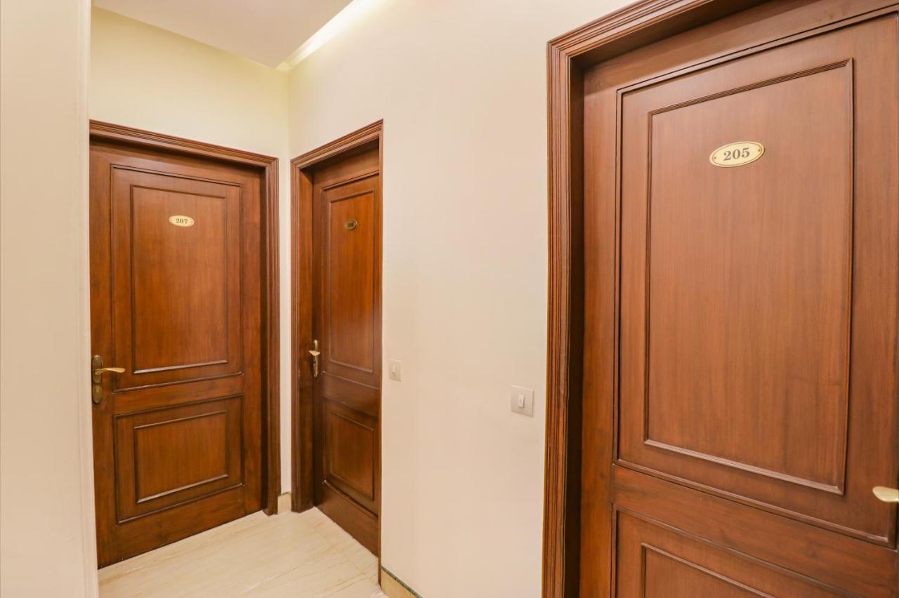 Fabhotel Rr Residency Gurgaon