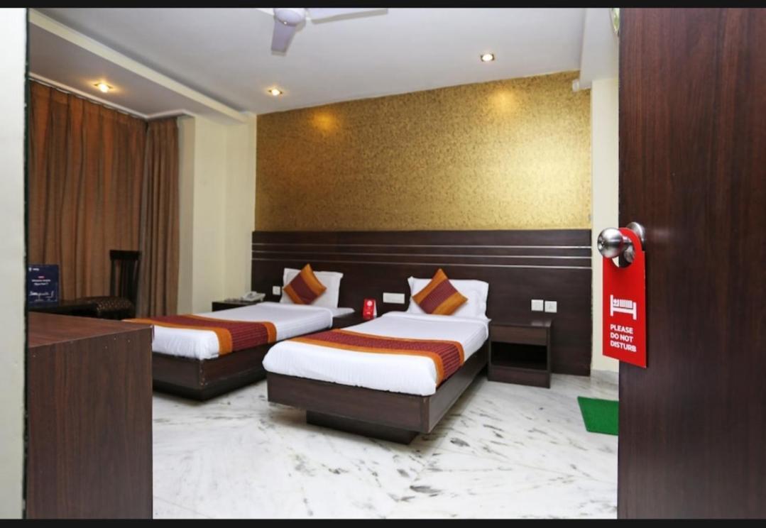Platinum Sqs Key 4* Gurgaon