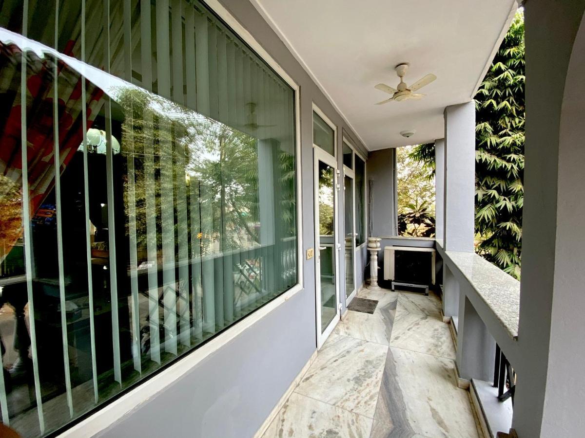 Apartment Ardee Heart Of Gurugram Security Comfort Gurgaon