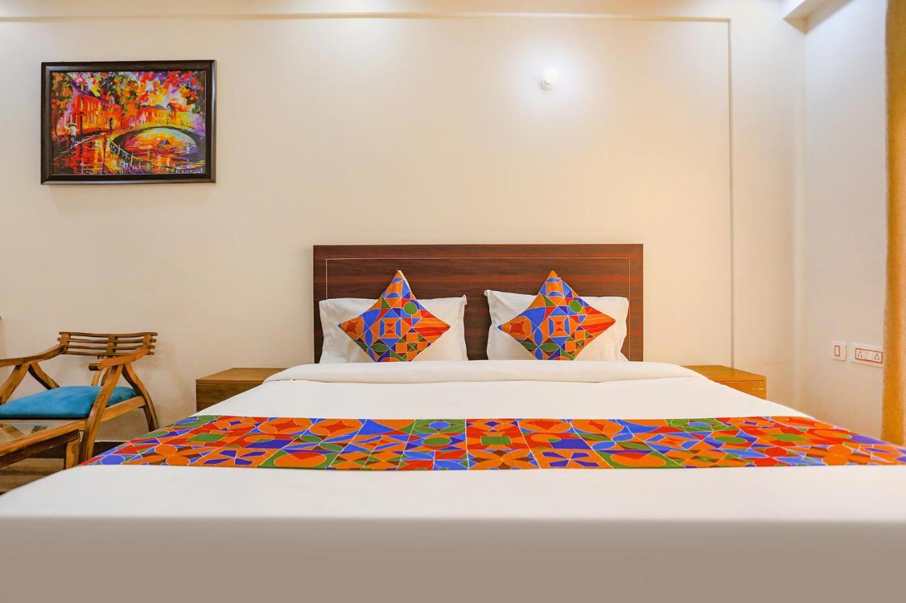 Fabhotel Vikings Hotel Gurgaon