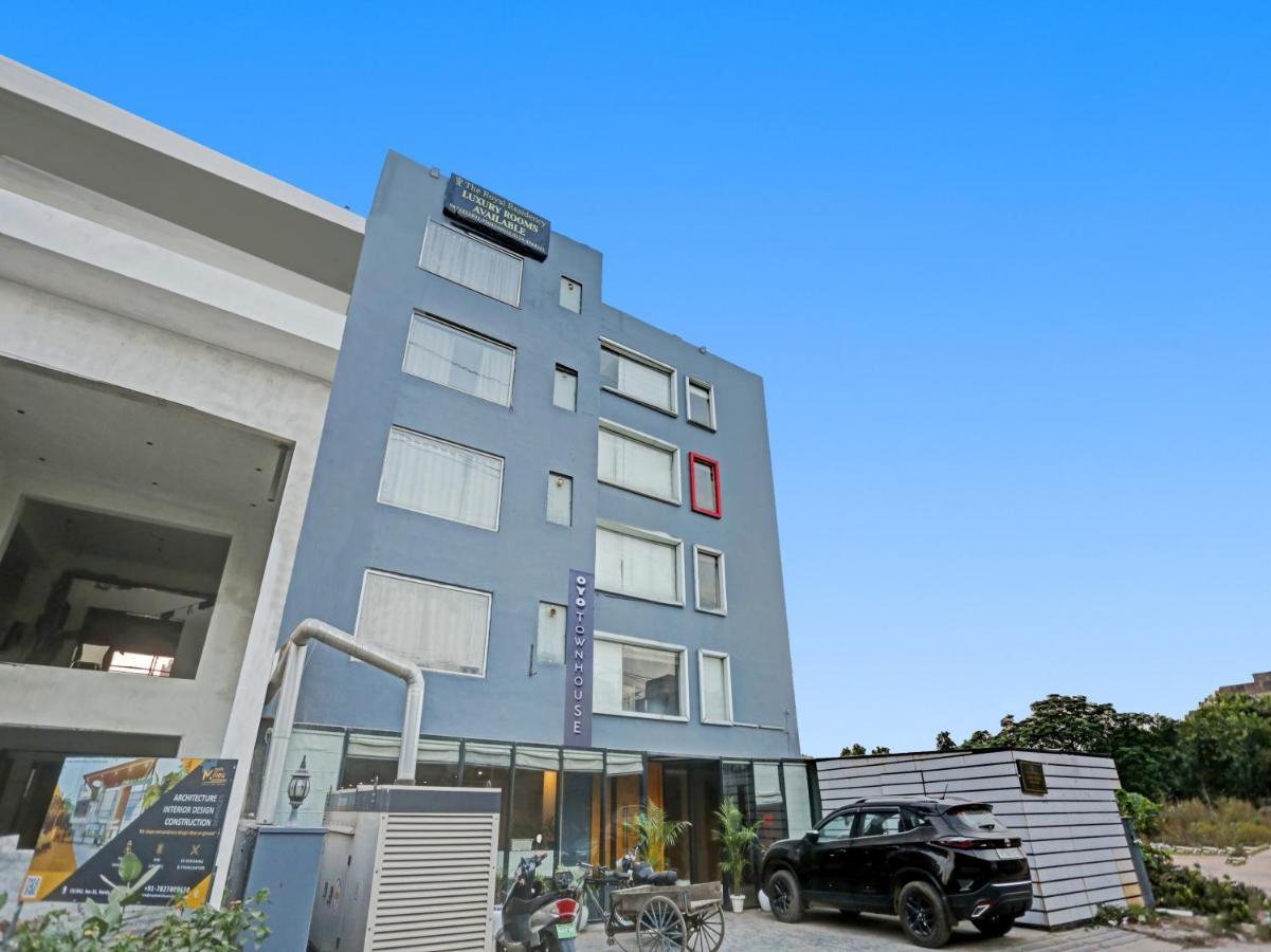 Townhouse 1138 Arena Heritage 3*