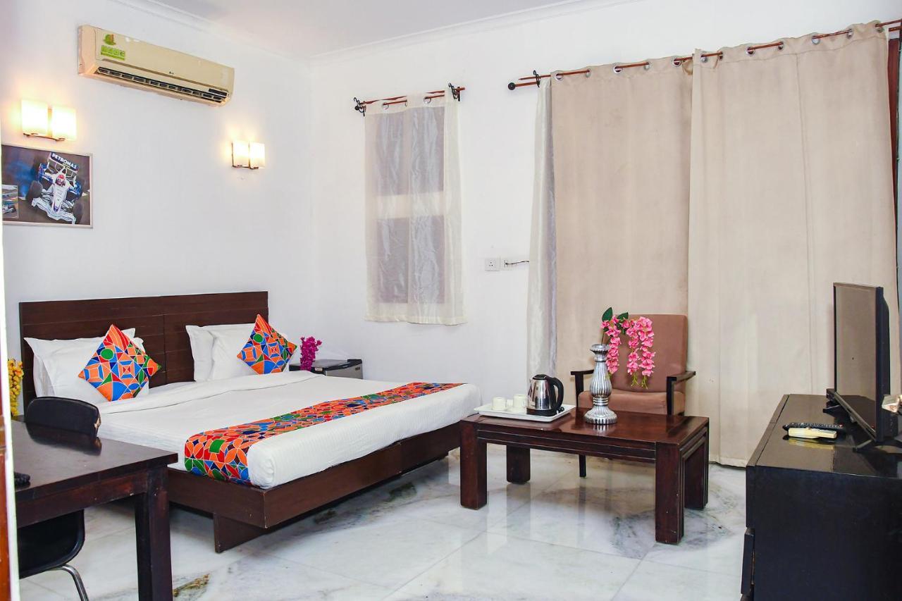 Fabhotel Premium 3*