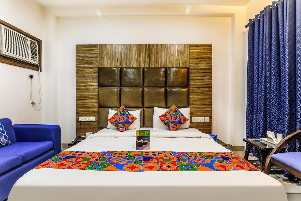 Fabhotel The Residency Dlf Galleria 3*
